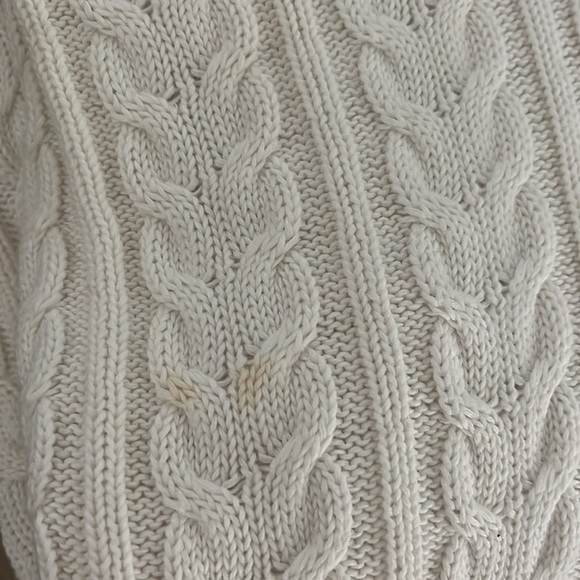 Saks Avenue Men’s V-Neck Sweater - Picture 4 of 4